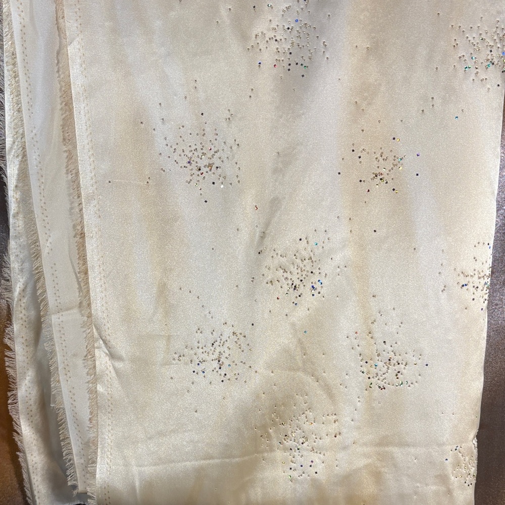 Vintage 40’s‎ satin poss silk Elegant Cream Fabric with Sparkle Accents 151